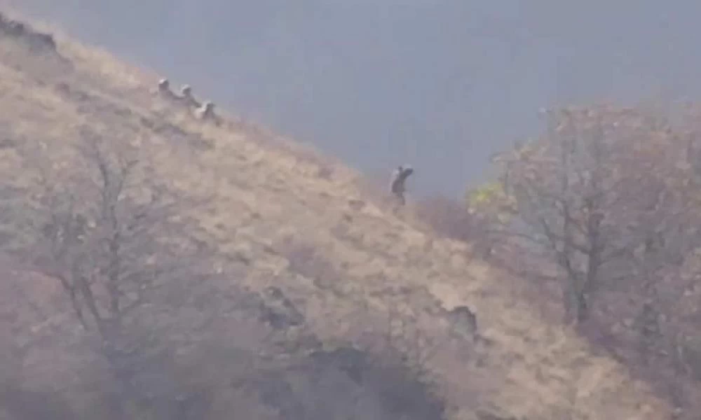 Βίντεο: Άτακτη υποχώρηση Αζέρων σε βουνό του νότιου Καραμπάχ